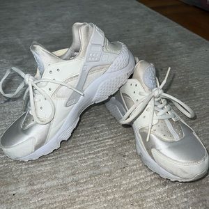 Nike Huarache Sneakers